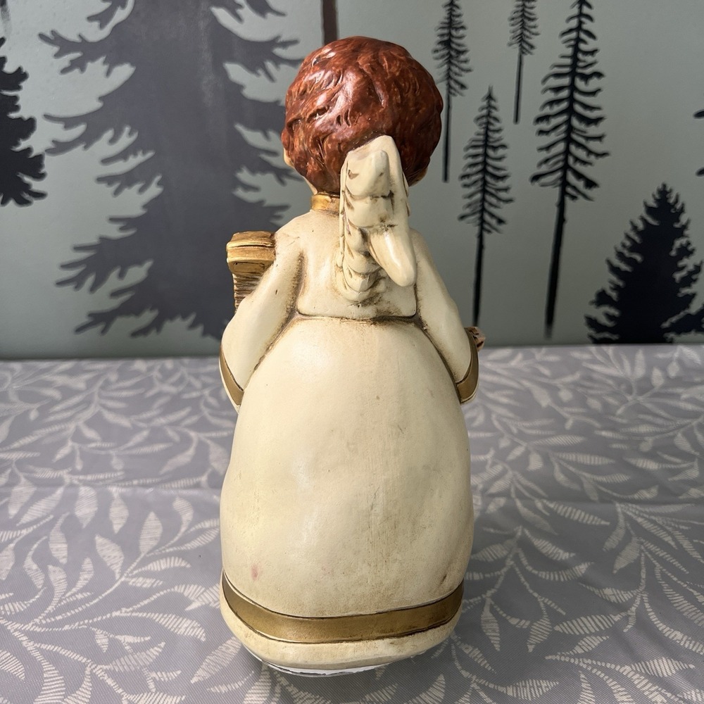 Vintage Figurine made in Japan-Kissing Angel - Wind Up & Plays Silent Night - Picture 4 of 6